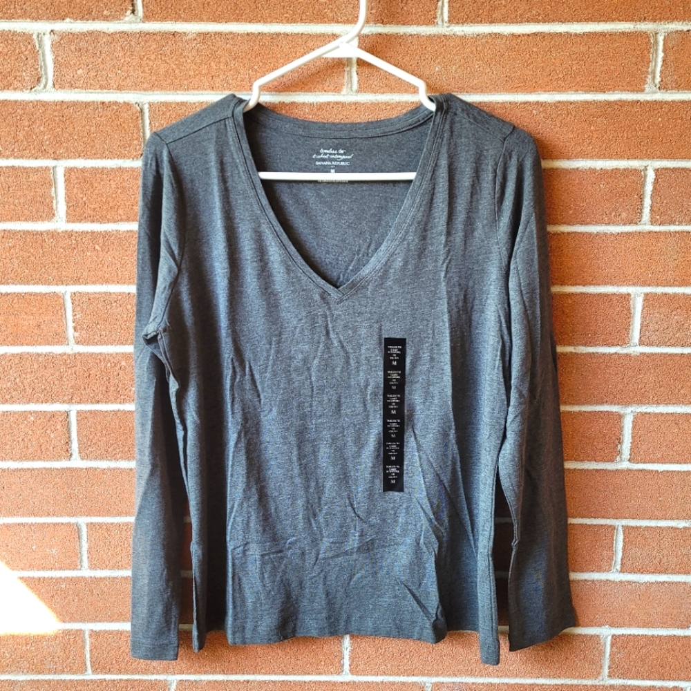 ⚡2/$20⚡M Long-Sleeve V-Neck Timeless Tee - Banana Republic